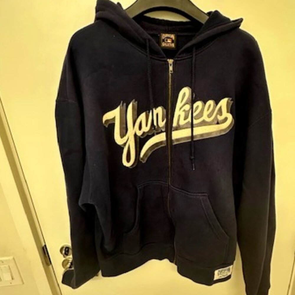 Yankees Hoodie.  Navy.  3XL
